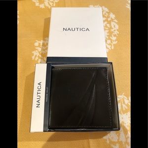 Men’s Nautica Passcase Wallet. New. Black